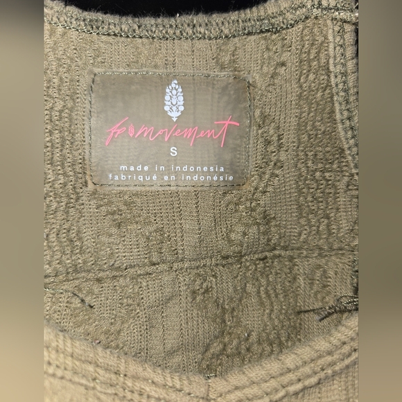 FP Hot Shot Cable Onesie - Picture 4 of 6